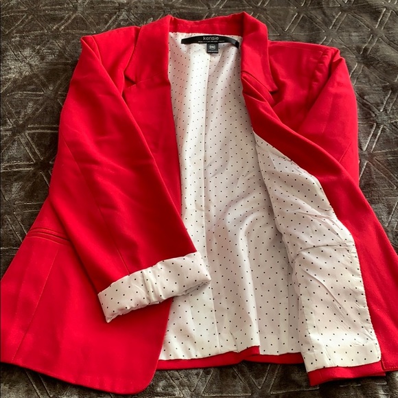 Red blazer - Picture 2 of 4